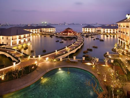 Intercontinental Hotel in Hanoi