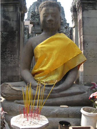 Buddha statue near Siem Reap