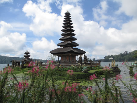 Ulun Danu Temple