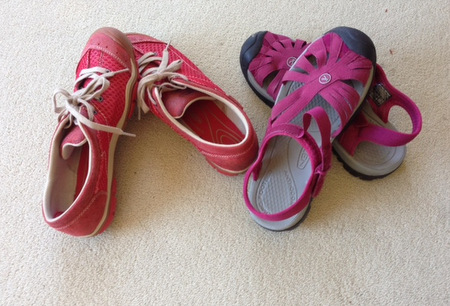 Walking shoes for travel