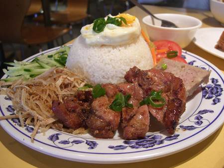 Broken Rice with Pork and Veggies