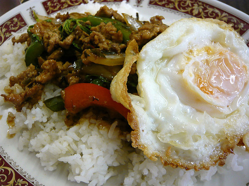 Pad Krapow Moo Saap